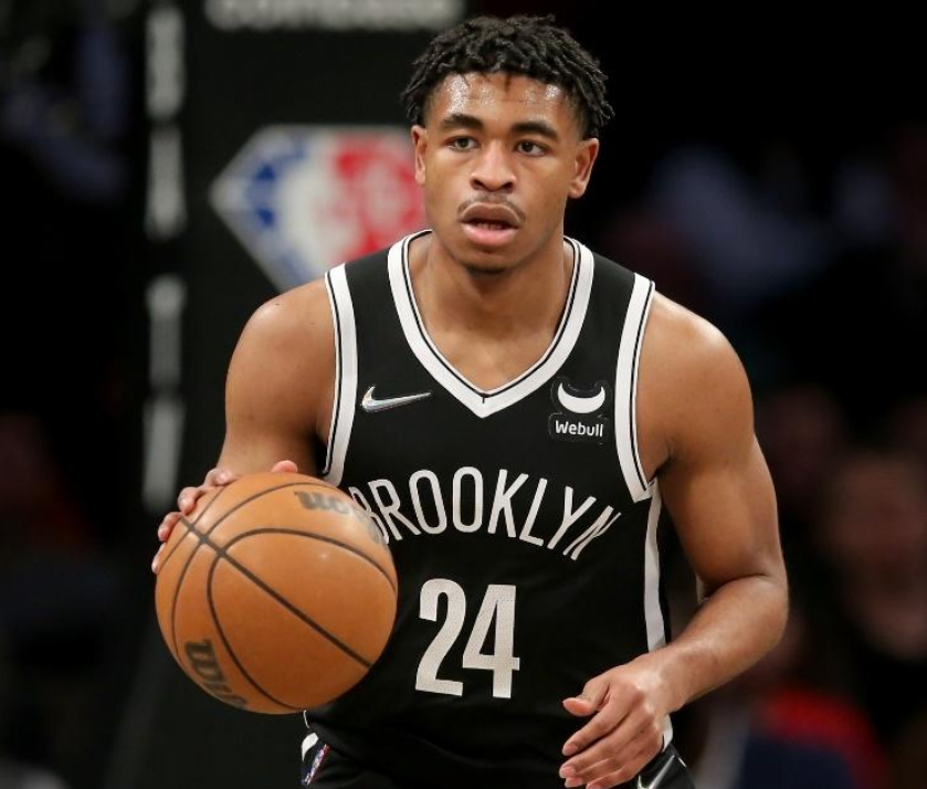 亚博体育-关于西亚卡姆新星出色防守表现惊艳，篮网未来可期！的信息