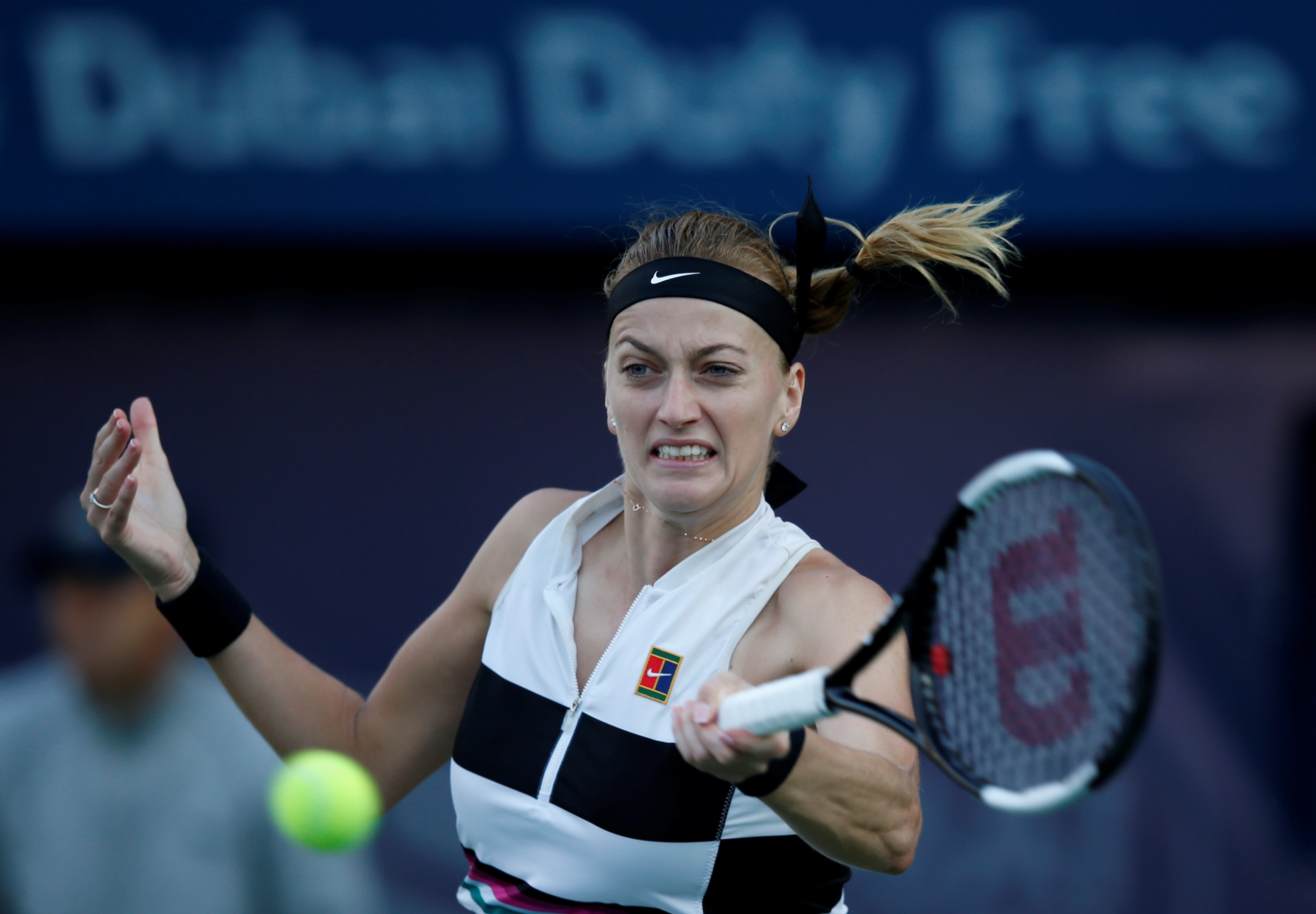 科维托娃在利物浦比赛中回归赛场，出色防守引发热议！的简单介绍