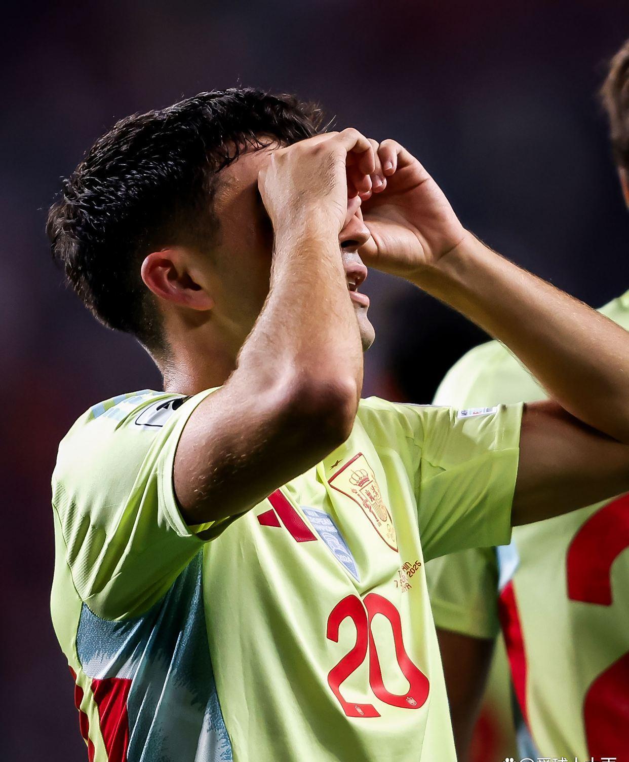 YABO-詹姆斯在西班牙队比赛中赛事规则更新，赛况扑朔迷离引发热议！的简单介绍